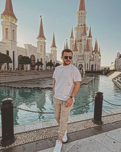  ,   Aziz, 34 ,   ,   