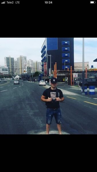  ,   Vlad, 37 ,   ,   