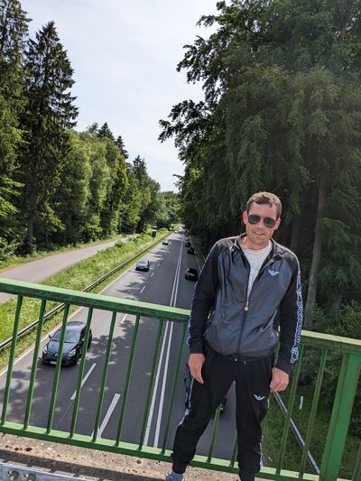  Damme,   , 41 ,   ,   