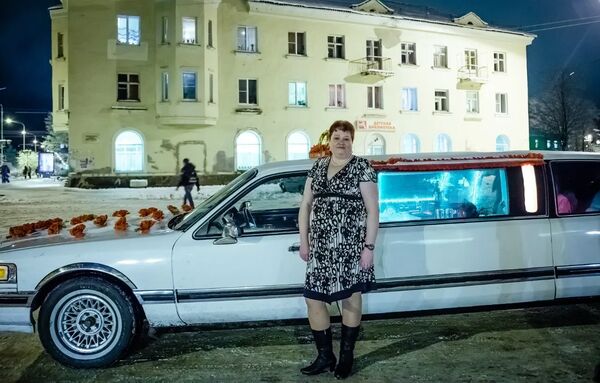  ,   Elena, 44 ,   ,   , 