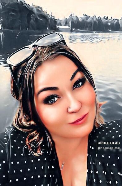  ,   Marina, 40 ,   c 