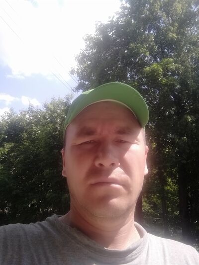  ,   Marat, 41 ,   ,   