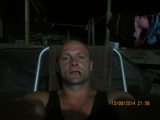  ,   Nik, 45 ,   