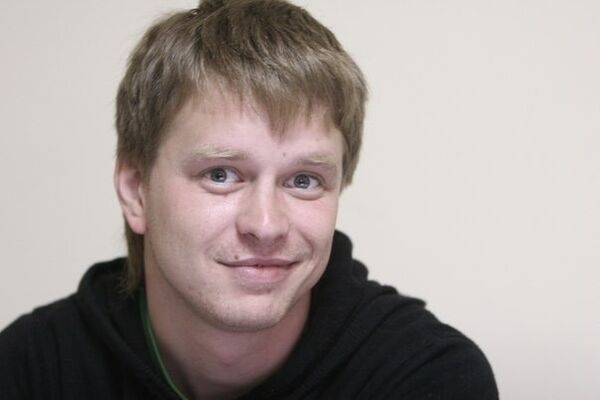  ,   Artem, 40 ,   ,   , c , 
