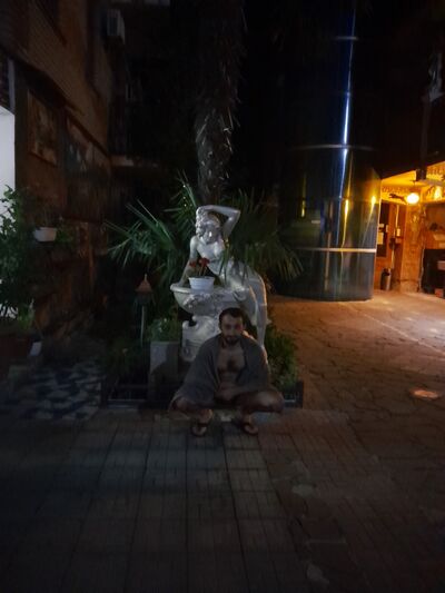  ,   Karen, 32 ,     , c , 