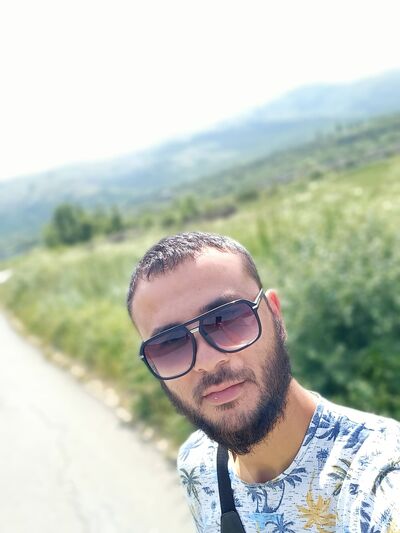  ,   SHoxjoxon, 32 ,   ,   