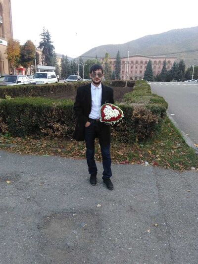  ,   Aren, 29 ,   ,   , c , 