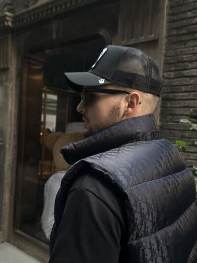  ,   Artem, 24 ,   ,   