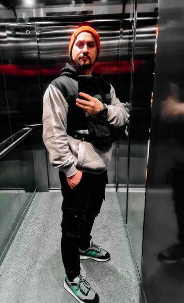  ,   Alex, 37 ,     , c , 