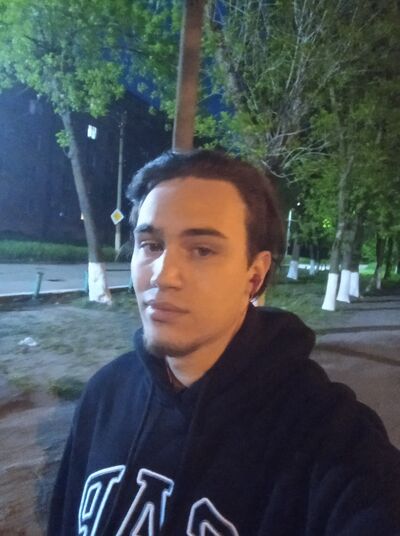  --,   , 21 ,   