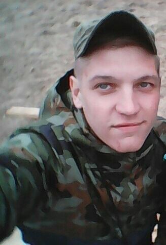  ,   Alexs, 30 ,   