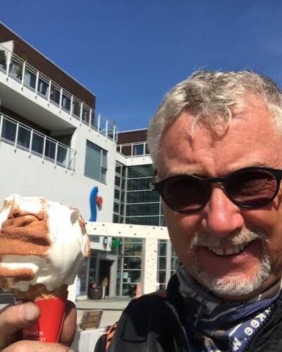  ,   Johnny, 58 ,     , c 