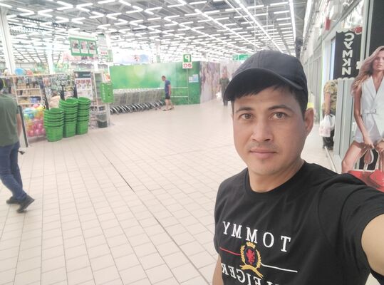  ,   Rovshen, 32 ,   ,   