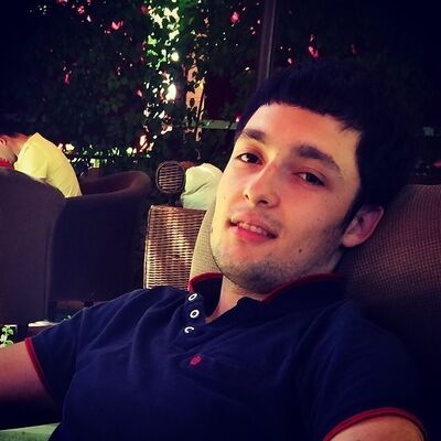  ,   ARTUR, 33 ,   