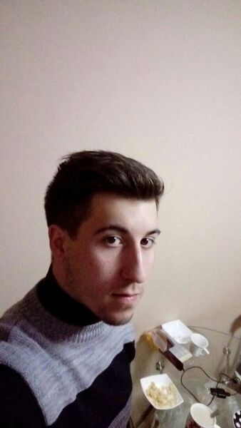  ,   Alex, 32 ,   ,   , c , 