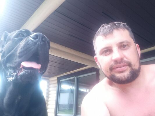  ,   Ivan, 33 ,   c 