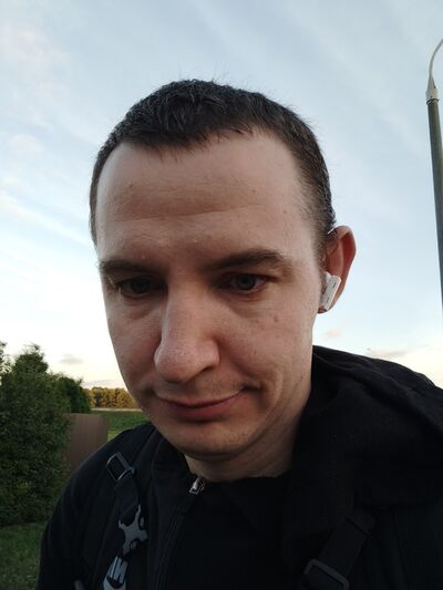  ,   Sergei, 37 ,   ,   