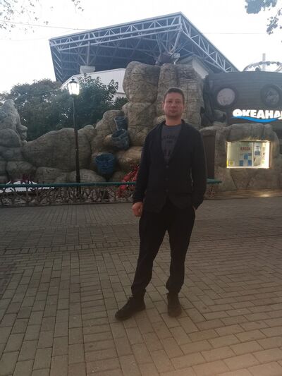  ,   Aleks, 42 ,   ,   
