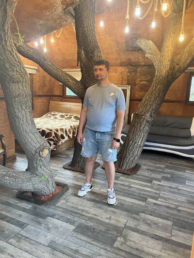  Basildon,   Aurel, 31 ,   ,   