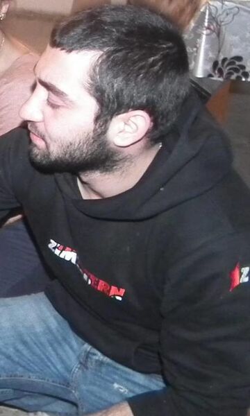  ,   Goga, 39 ,   
