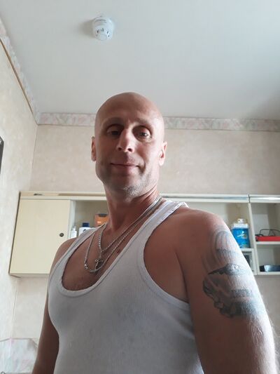 ,   Oleg, 52 ,   ,   , c , 