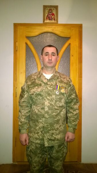  ,   Oleksandr, 48 ,   ,   , c 