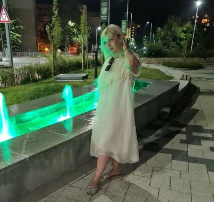  ,   Eleonora, 54 ,   c 