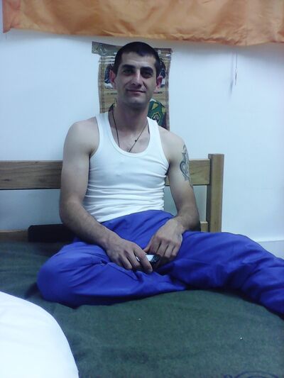  ?,   Ando, 35 ,  