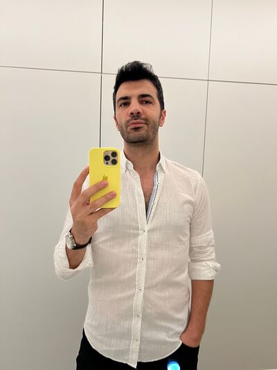  ,   Emir, 36 ,   ,   