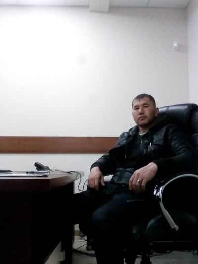  ,   Azamat, 33 ,  