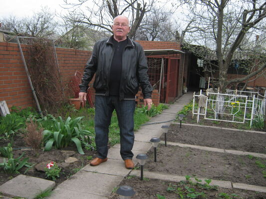  ,   Valeri, 77 ,   ,   , c 