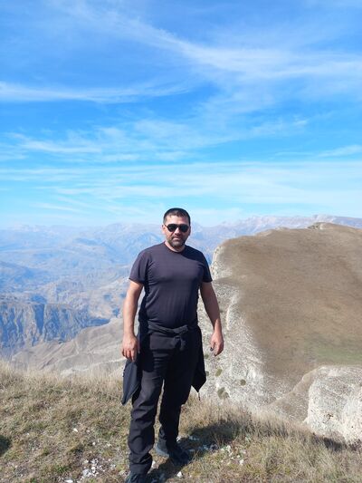  ,   Djamal, 40 ,  