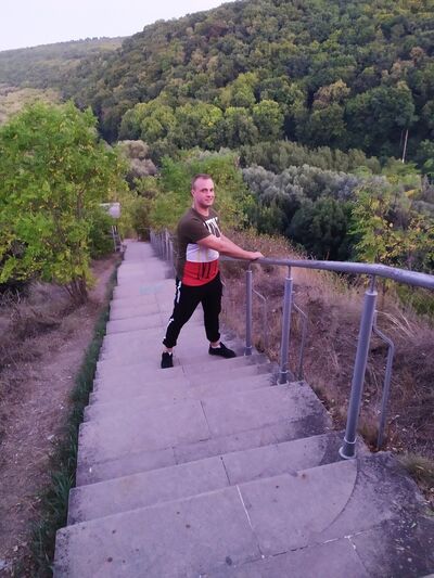  ,   Mihai, 33 ,   ,   , c 