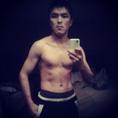  ,   Zhasik, 33 ,     , c 