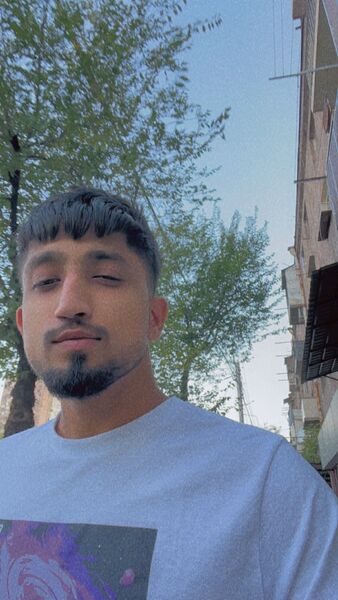  Milan,   Amrinder, 24 ,   ,   