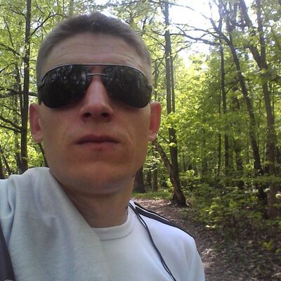  ,   Ruslan, 40 ,   ,   , c , 