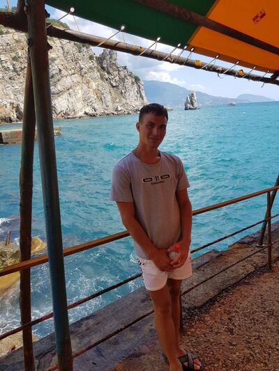  ,   Andrei, 34 ,   c 