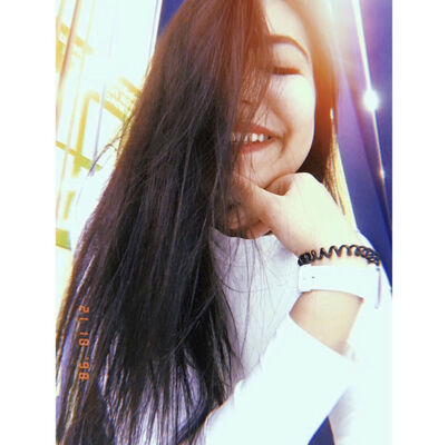  ,   Milana, 22 ,     , c 