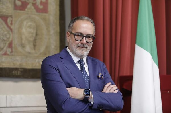  Lagos,   Franco, 51 ,   ,   