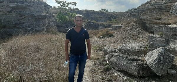  ,   Ruslan, 42 ,     , c 