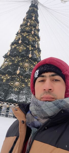  ,   Usmon, 32 ,   ,   