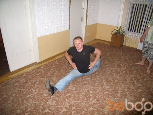  ,   Alexx, 40 ,   