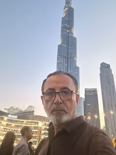  ,   Hamid, 40 ,   ,   