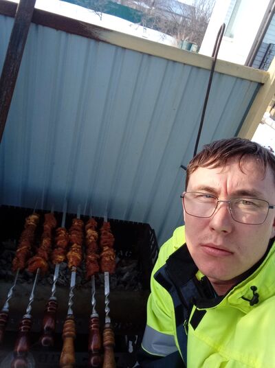  ,   Valentin, 35 ,   ,   , c 