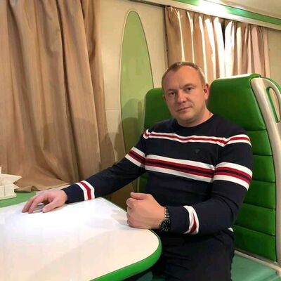  ,   Peter Parker, 52 ,   ,   , c 