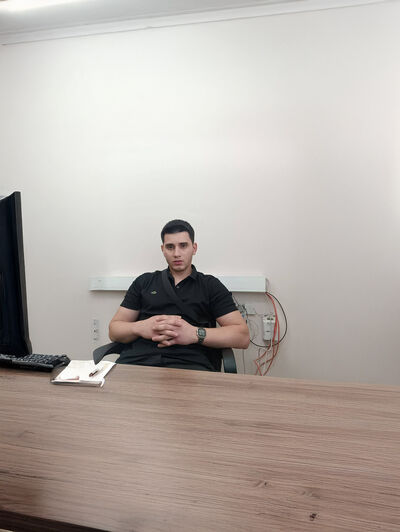  ,   Tim, 24 ,   ,   