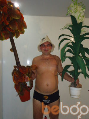  ,   Baton, 46 ,   