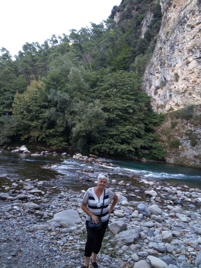  ,   Lili, 53 ,   ,   , c 