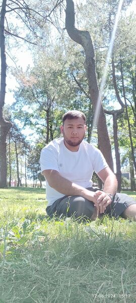  ,   Bek, 32 ,   ,   