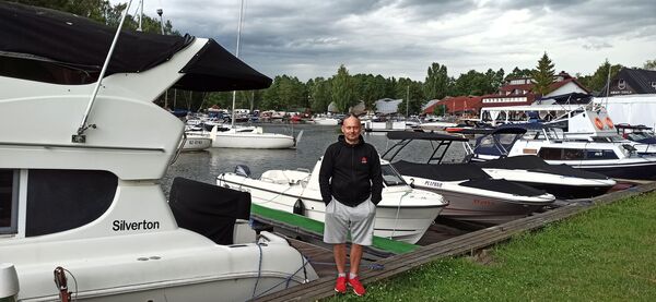  ,   Saulius, 45 ,   ,   